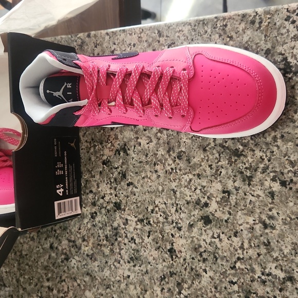 jordan retro 1 size 4.5